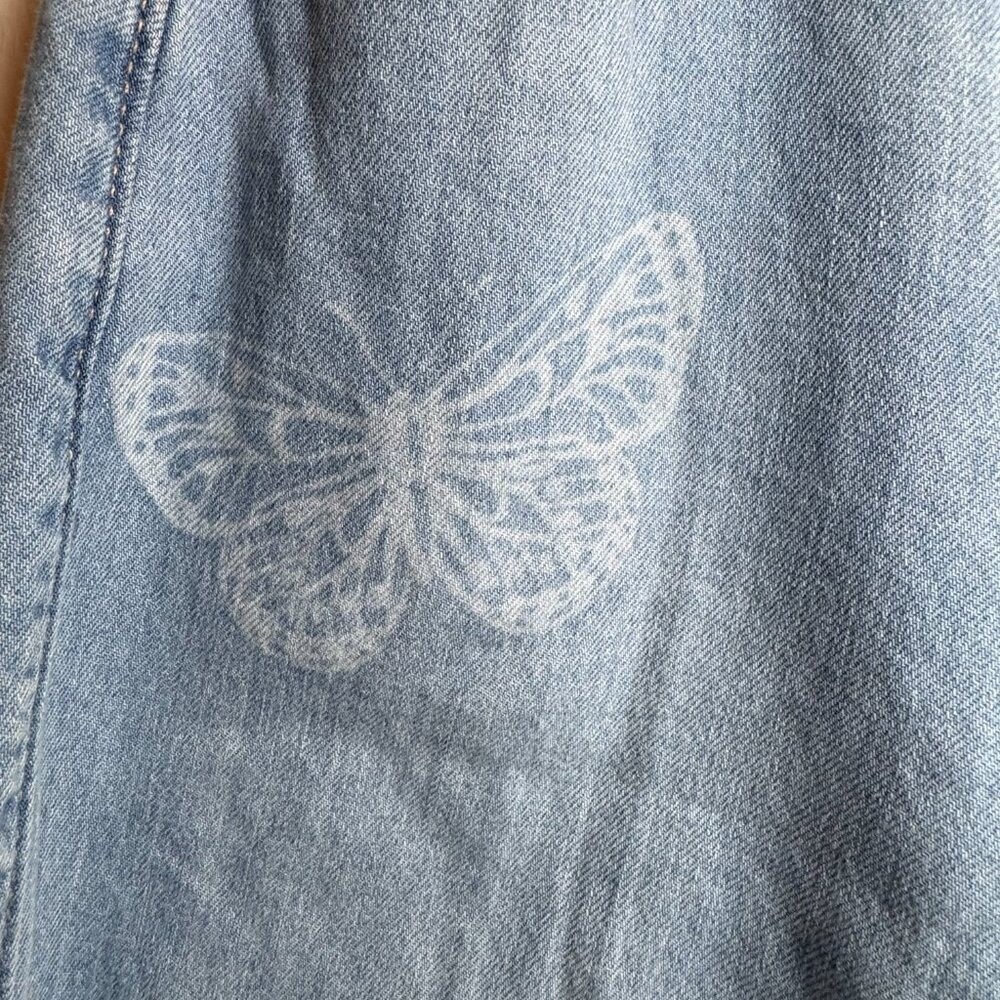 Hollister Womens 25 R  Ultra High Rise Baggy Butterfly Print Jeans Light Wash - Picture 2 of 7